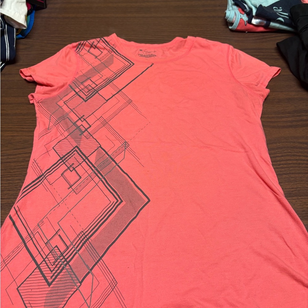 Tek Gear Coral Geometric Short Sleeve Tee